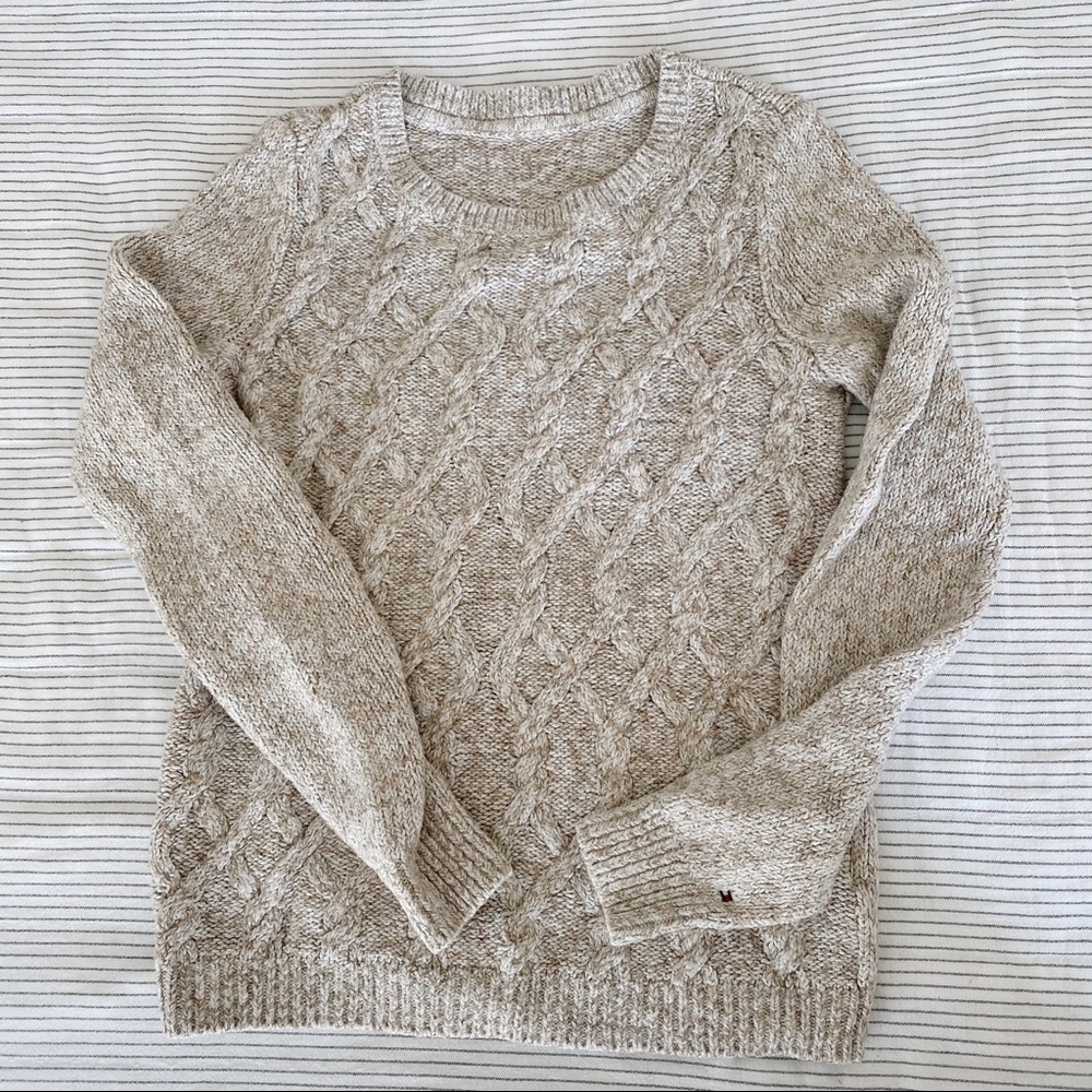Vintage Tommy Hilfiger sweater